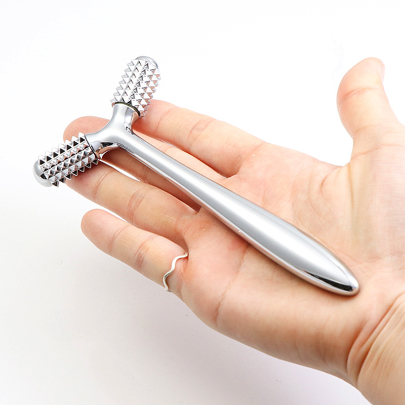 Hadiah Set Kecantikan Y Bentuk Mini Roller 3D Metal Handle Home Roller Massager Roller Face Eye Relaksation Massager Hadiah Set Kecantikan Y Bentuk Mini Roller 3D Metal Handle Home Roller Massager Roller Face Eye Relaksation Massager