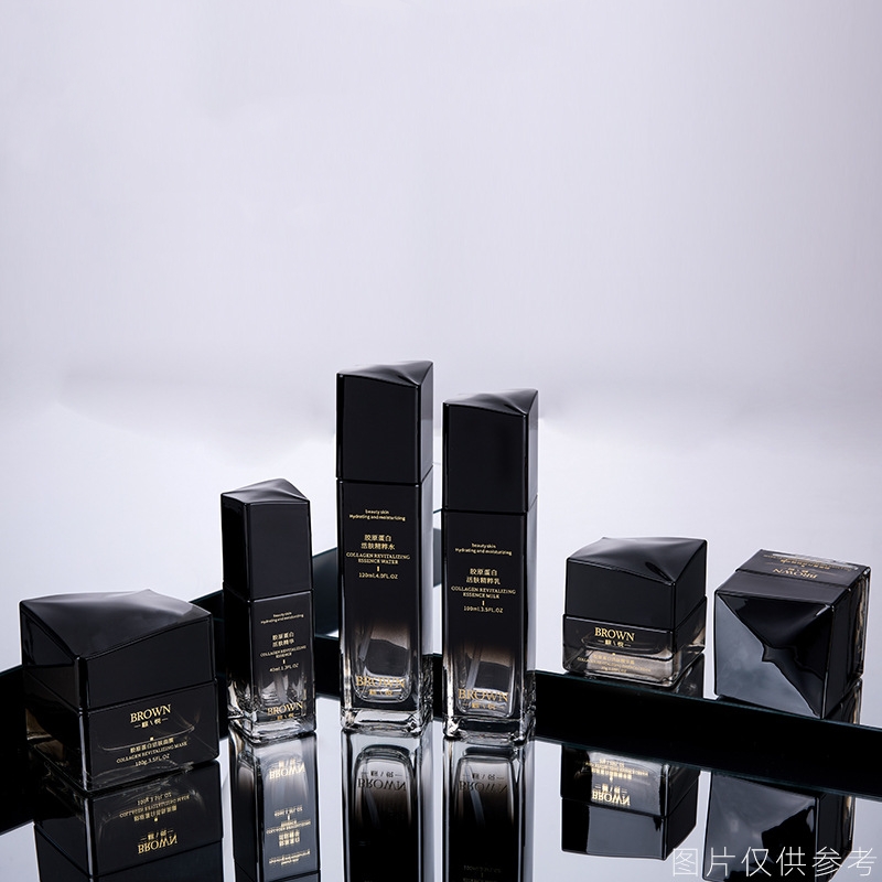 Balang krim kaca persegi yang unik dengan reka bentuk tudung yang dibangkitkan untuk pembungkusan kosmetik Balang krim kaca persegi yang unik dengan reka bentuk tudung yang dibangkitkan untuk pembungkusan kosmetik