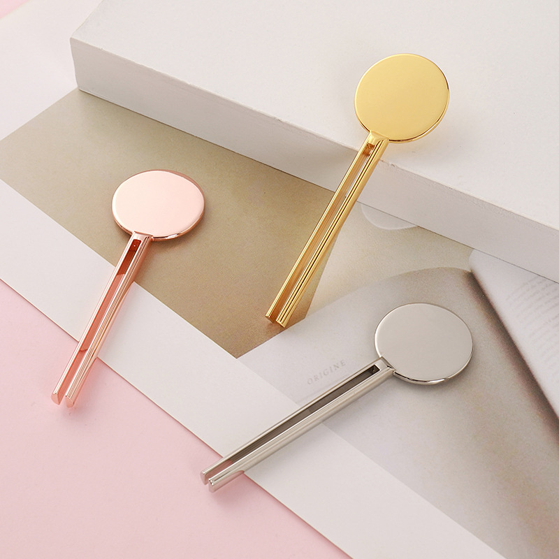 Kekunci Kunci Kunci Kunci Tube Wringer Rolling Toperte Tube Squeezer Kunci Dengan Stand Dispenser Metal Squeezer